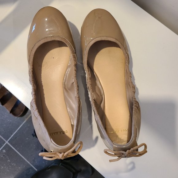 Cole Haan Shoes - Cole Haan, shiny tan flats, size 6-1/2